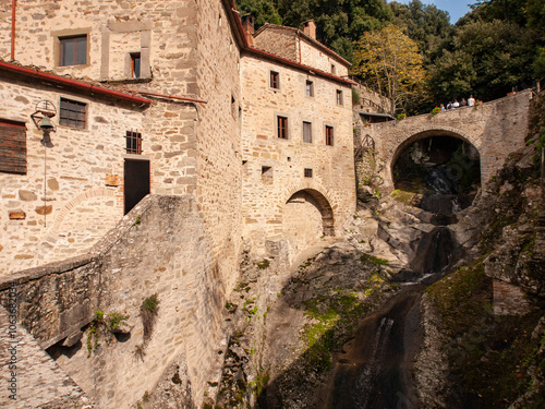 Italia, Toscana, provincia di Arezzo, la città di Cortona, Eremo francescano  di Le Celle. photo