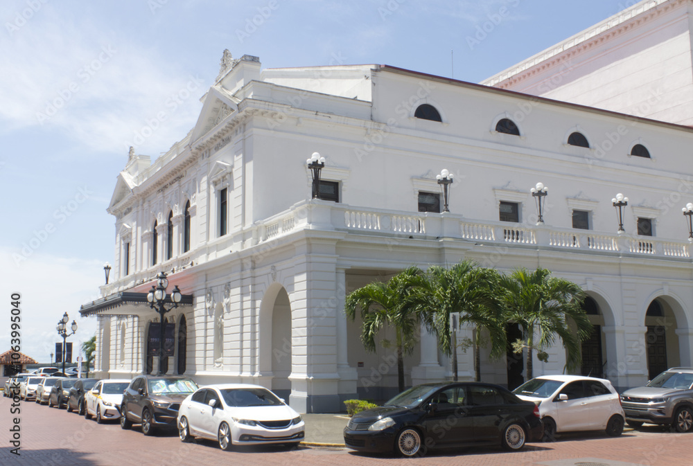 Fototapeta premium National Theatre of Panama - Old Town