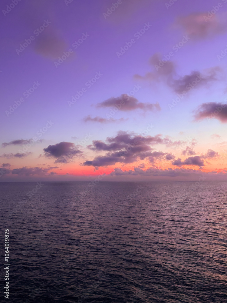 Obraz premium sunset over the sea