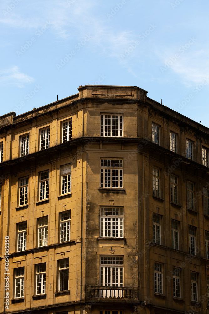 Prédios com arquitetura clássica no centro da cidade de São Paulo. Prédios com arquitetura clássica no centro da cidade de São Paulo.