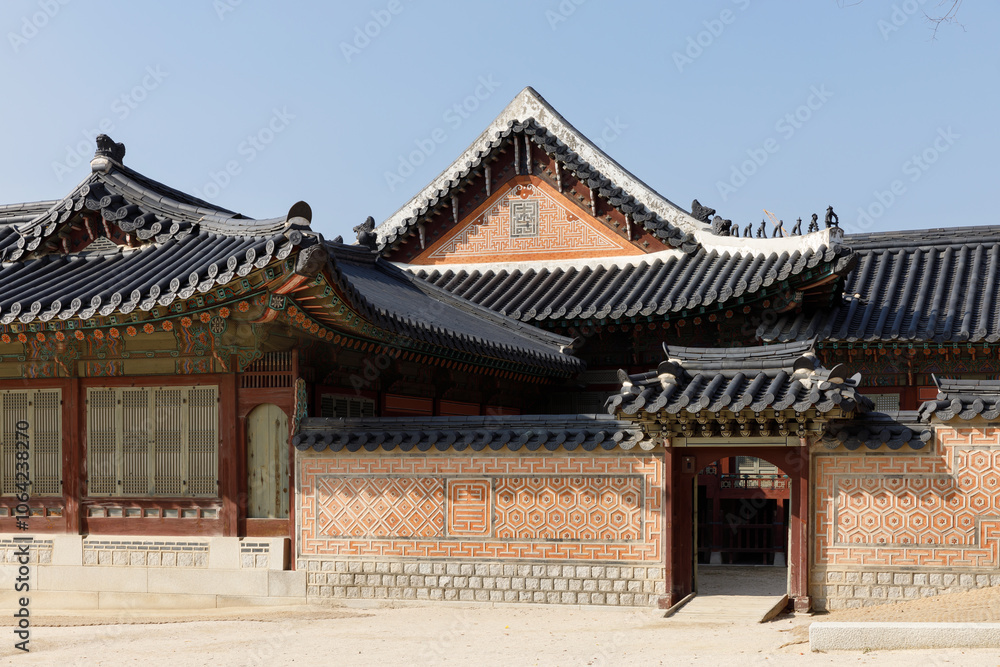 Traditional Architecture in Gyeongbokgung Palace. Seoul, Korea Traditional Architecture in Gyeongbokgung Palace. Seoul, Korea