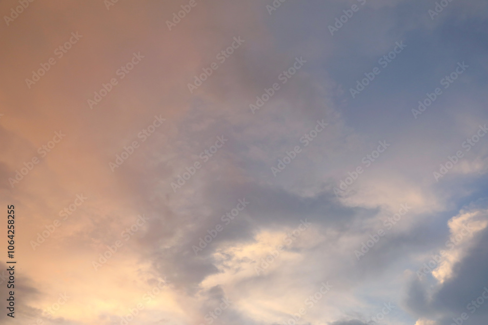 Fototapeta premium Picturesque view of blue sky with fluffy clouds