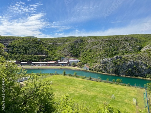 Zrmanja river and river valley with wooded shore (Obrovac, Croatia) - Fluss Zrmanja und Flusstal mit bewaldetem Ufer (Obrovac, Kroatien) - Rijeka Zrmanja i riječna dolina sa šumovitom obalom (Hrvatska