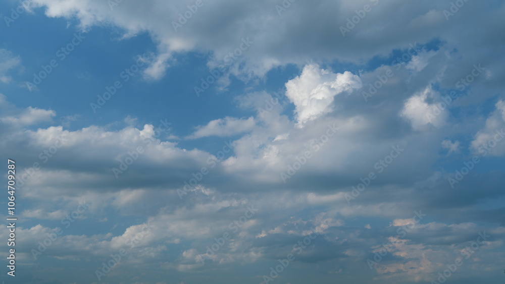 Obraz premium Beautiful heaven with dramatic light. Massive thunderstorm moves with cumulus clouds. Timelapse.