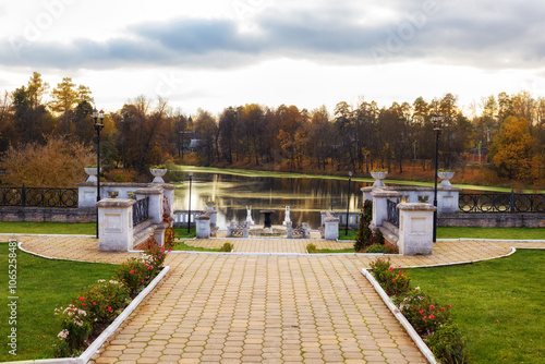 Obraz na płótnie Marfino estate, view of the terrace and the Big Marfinsky pond w salonie