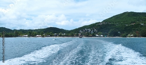 Martinique, vacances, paysage, exotique, tropical, tropique, forêt, chute, plage, balata, jardin, vagues, mer, perroquet, flamand rose, Guadeloupe, Fort de France, Sainte Anne, marché, coucher de sole photo