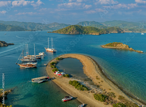 Obraz na płótnie Turkish Maldives Yassıca Islands Drone Photo, Göcek Fethiye, Muğla Türkiye (Türkiye) w salonie
