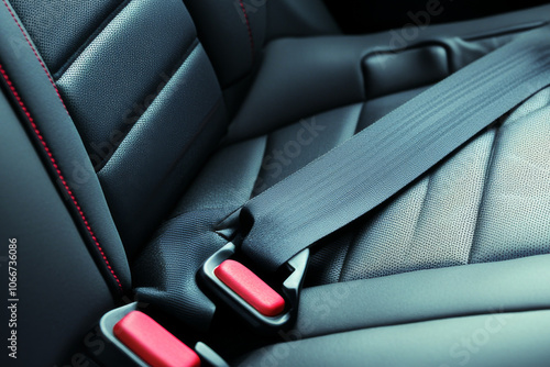 Seat belt in the car – responsibility and protection in road traffic.