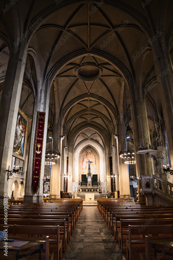 Obraz premium Église intérieur Arras architecture