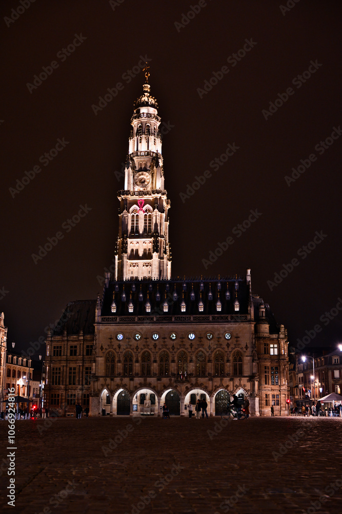 Fototapeta premium Église Arras de nuit