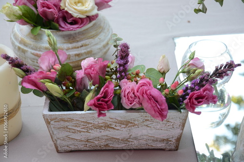 Obraz na płótnie Rustic Floral Arrangement. Spring Floral Centerpiece. Wooden Box Flower Arrangement. w salonie