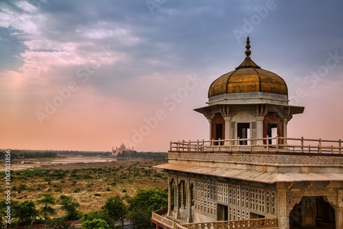 Burj de Red Agra Fort. Agra, Uttar Pradesh photo