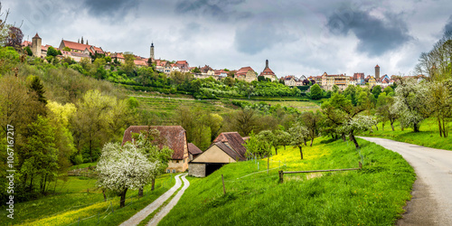 Obraz na płótnie Rothenburg ob der Tauber vom Taubertal gesehen