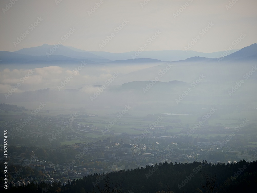 Fototapeta premium misty morning in the mountains