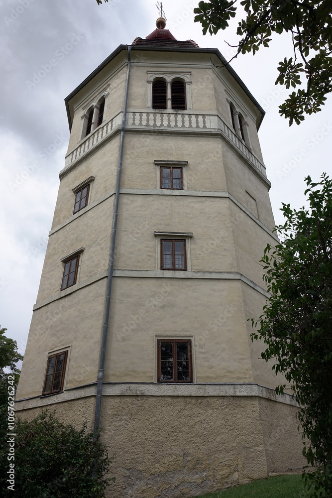 Glockenturm auf dem Schlossberg in Graz Glockenturm auf dem Schlossberg in Graz