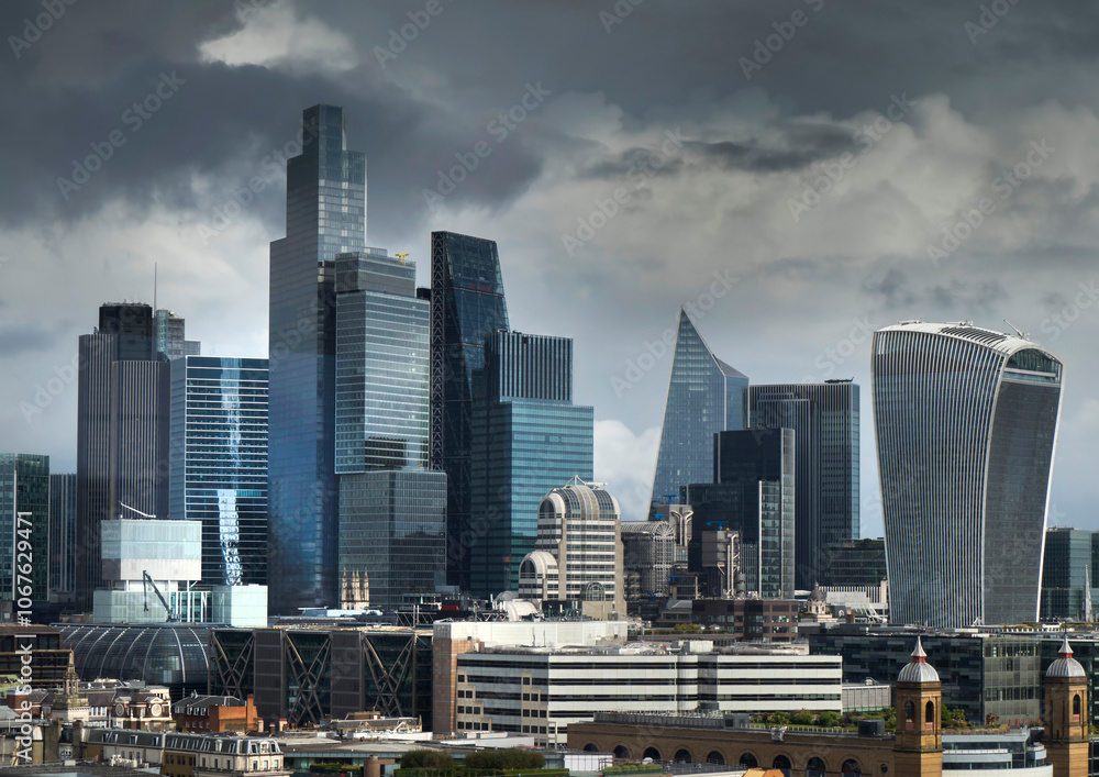 UK, England, London, City skyline from Tate moody