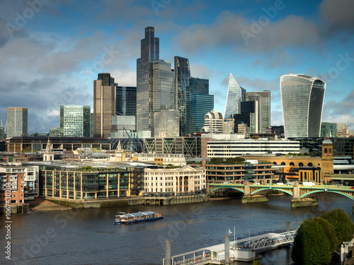 Obraz na płótnie UK, England, London, City skyline from Tate moody w salonie