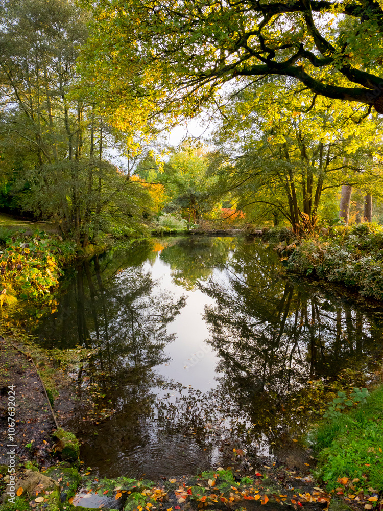 Wakehurst Gardens in autumn