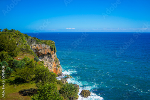 View of thsea, coast, landscape, travel, view, water, summer, coastline, blue, vacation, beach, nature, sky, tourism, holiday, seaside, panorama, scenic, city, town, europe, be coast of the region sea