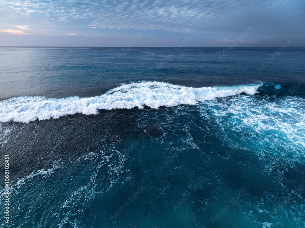 Fototapeta premium ocean waves on the beach