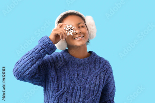 Cute African-American girl ...