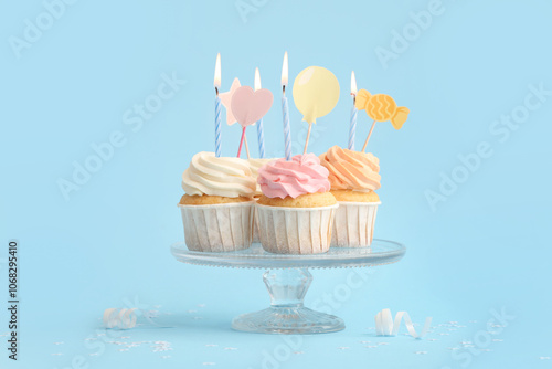 Sweet Birthday cupcakes wit...