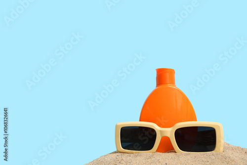 Summer vacation beach essen...