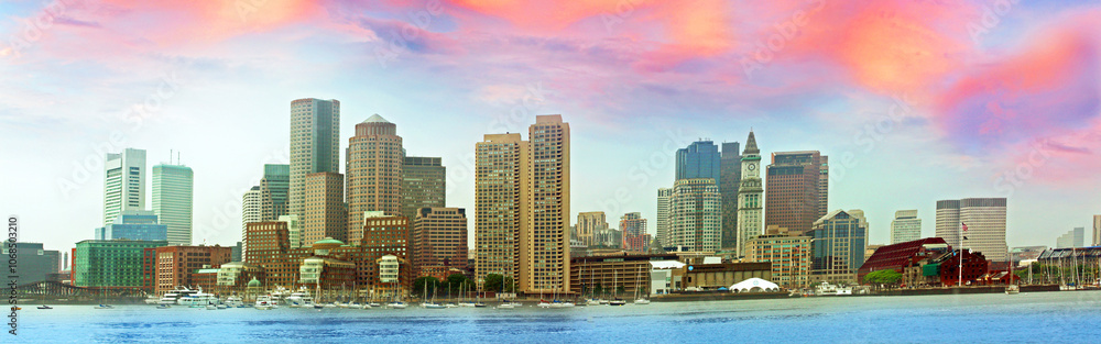 Fototapeta premium Boston Skyline at Dawn, Massachusetts, USA 