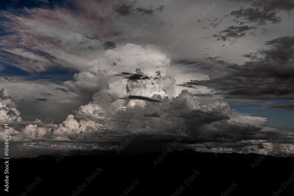 Obraz premium Whispers of the Sky