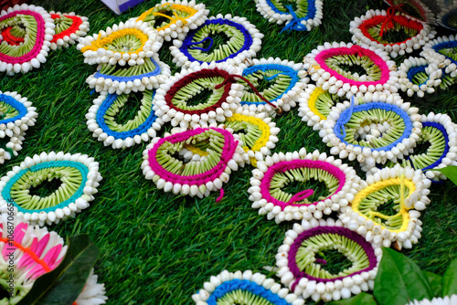 Indian Bridal Hair Accessories, Bridal Hair accessories, Indian Flowers , Fresh Flower Garland, Veni, Gajra for sale in Pune Market. photo