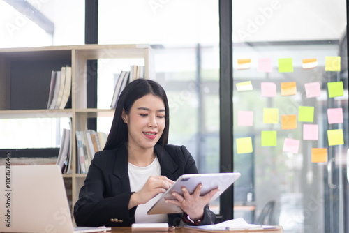 businesswoman working on laptop