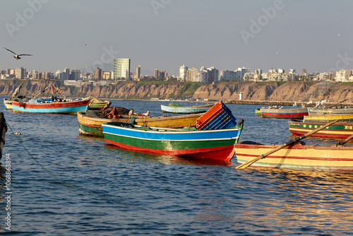 Chasing horizons on La Costa Verde.The stunning views from Chorrillos never fail to remind us of the beauty of Lima’s coast. Whether you're here for the sea breeze, the sunsets, or just to take in the