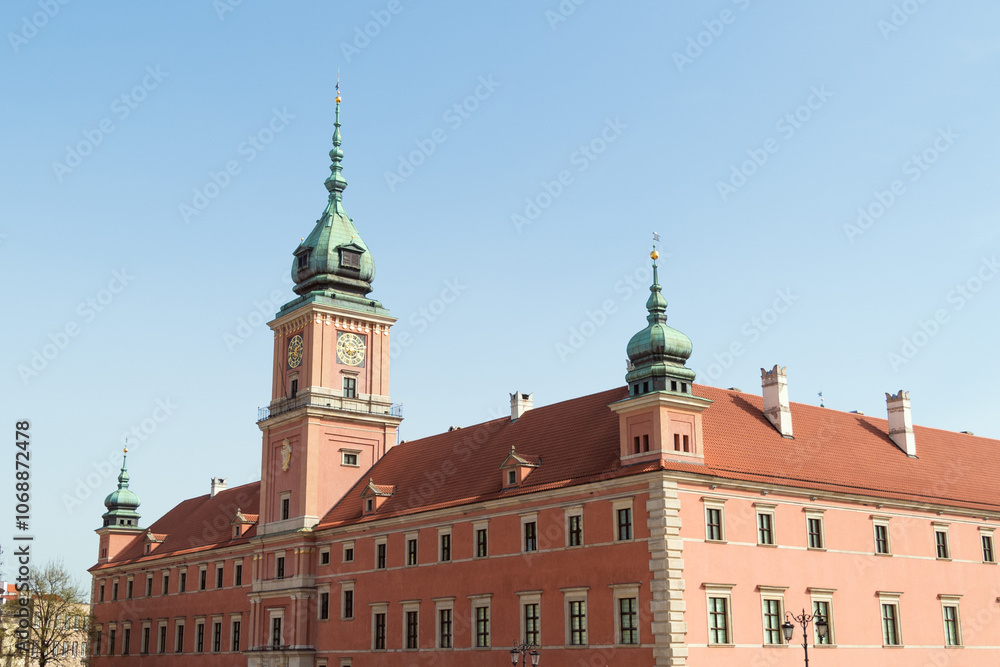 Obraz premium The Royal Castle in Warsaw, Poland. A state museum and a national historical monument. Royal residence. Old town.
