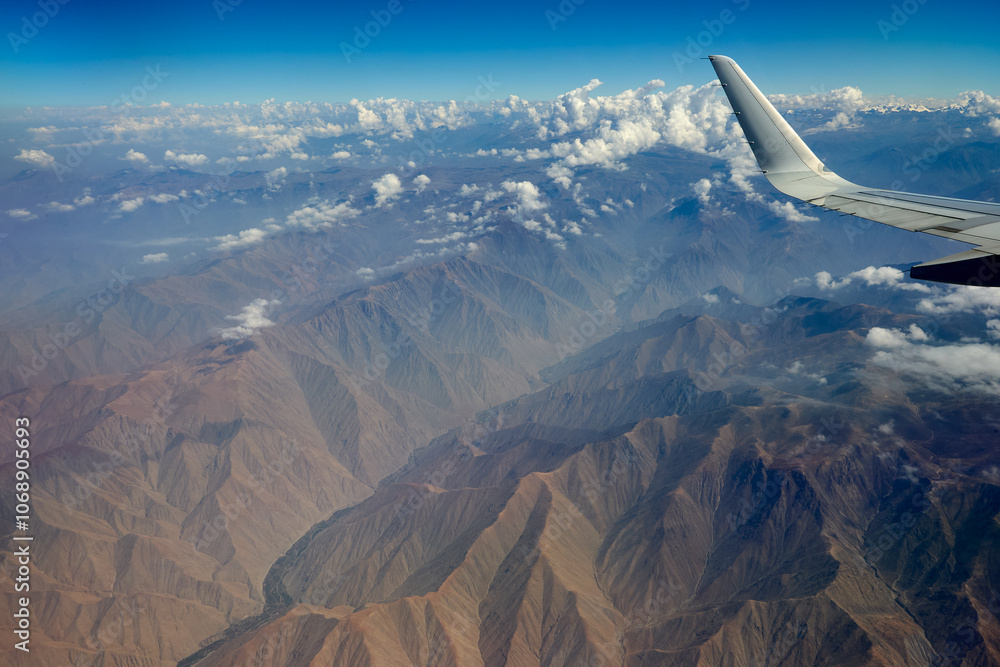 One of the most striking sights when flying to Cusco is the view of the Cordillera Vilcanota,with Apu Salcantay as the tallest
One of the most striking sights when flying to Cusco is the view of the Cordillera Vilcanota,with Apu Salcantay as the tallest