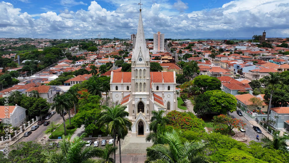 Fototapeta premium Central Church At Mococa In Sao Paulo Brazil. Religion Background. Catholic Church. Central Square. Central Church At Mococa In Sao Paulo Brazil. Countryside City. Mococa Brazil. 