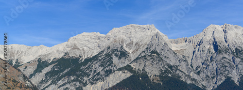 Bettelwurfmassiv im Tiroler Karwendel bei Traumwetter photo