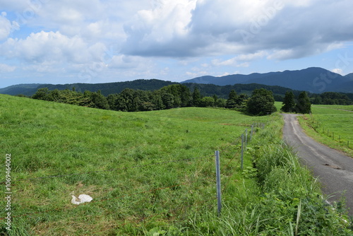 月山高原牧場 最高の眺め 山形県 photo