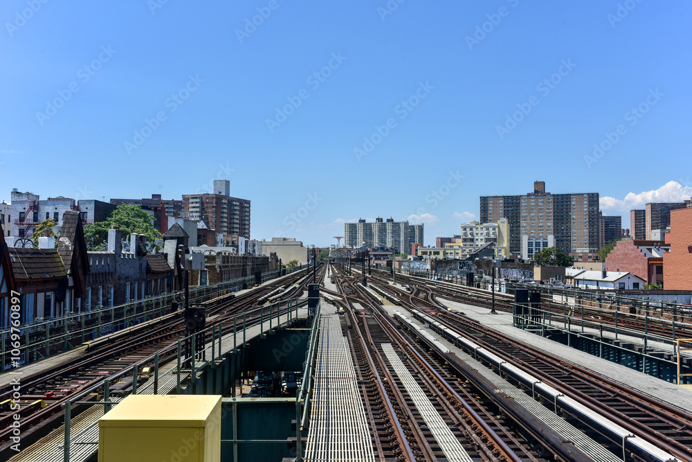 Elevated Train Lines - Brooklyn