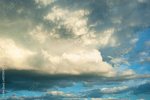 Distinct updraft from a storm cloud photo