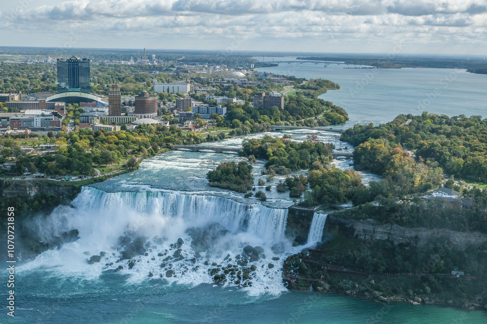 amerikanische Seite der Niagara Fälle gesehen vom Skylon Tower amerikanische Seite der Niagara Fälle gesehen vom Skylon Tower