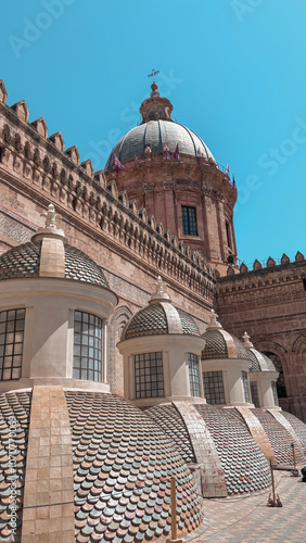 Vue de la cathédrale de Palerme depuis ses toits