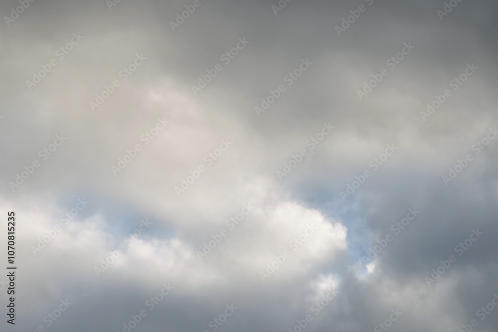 Feine weiche milde saftige Wolken am Himmel für alle Menschen Feine weiche milde saftige Wolken am Himmel für alle Menschen