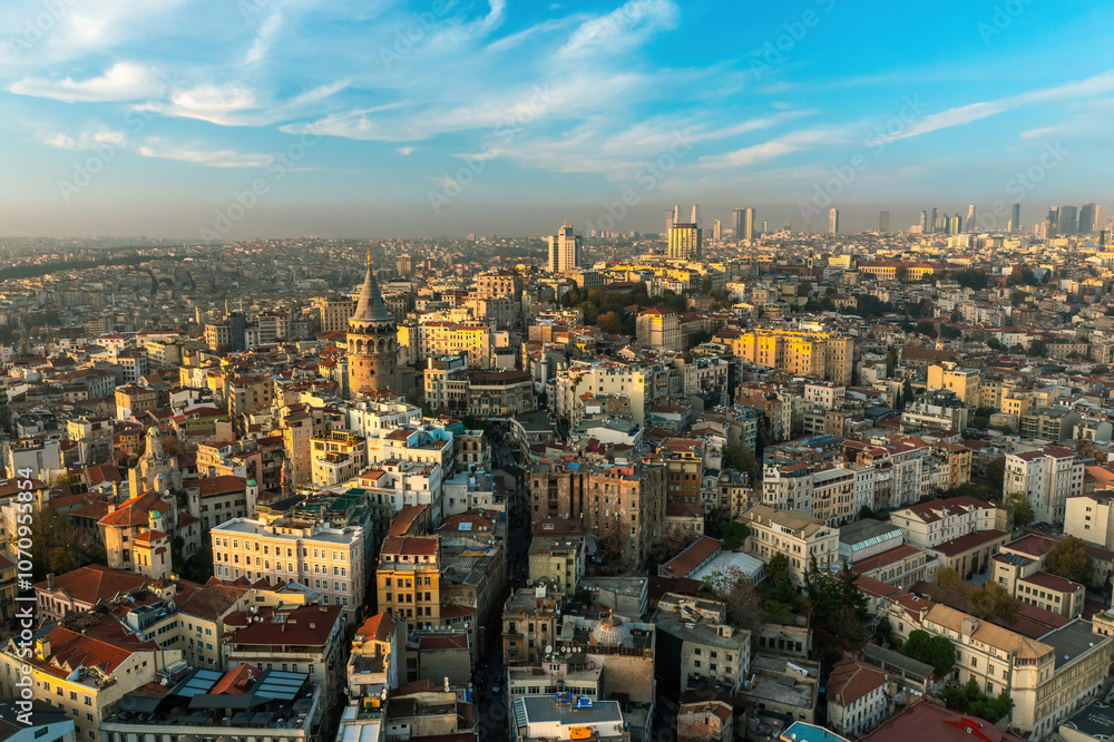 Obraz premium Galata Tower and the Blue Sky of Istanbul City.