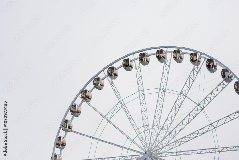 Fototapeta premium ferris wheel on a white background