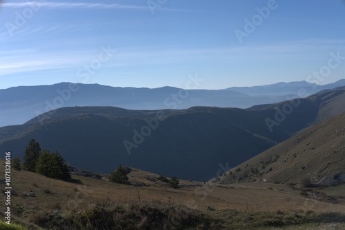 Mountain range horizon