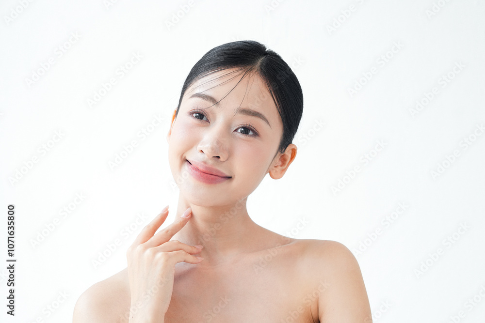 美しい若い女性のナチュラルな美容ポートレート 美しい若い女性のナチュラルな美容ポートレート