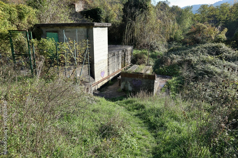 Carpinone - Lavatoio presso la Centrale Enel in Via Fiume