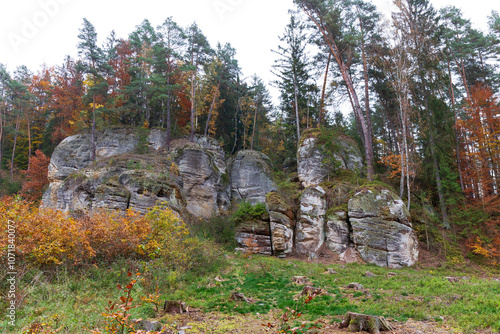 Obraz na płótnie Colorful autumn Landscape in Bohemian Paradise, Czech Republic w salonie