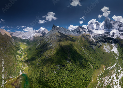 Daocheng Yading in The Hengduan Mountains photo