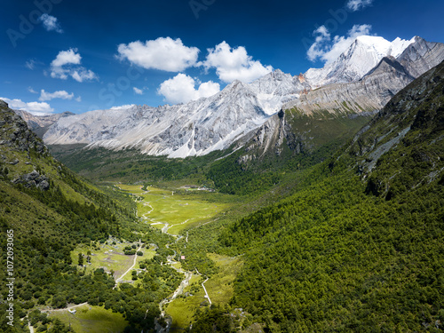 Daocheng Yading in The Hengduan Mountains photo